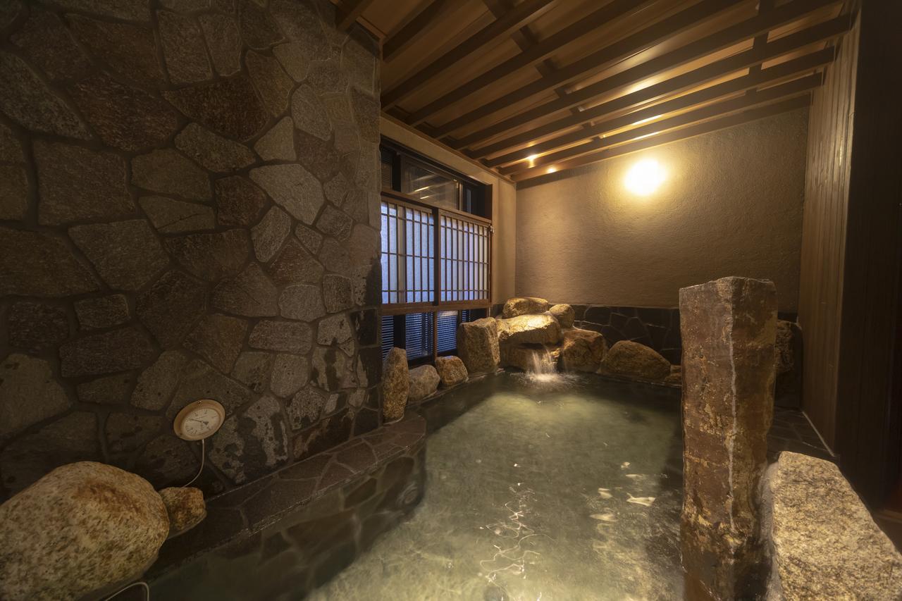 Dormy Premium Namba Annex Natural Hot Spring 酒店 4*