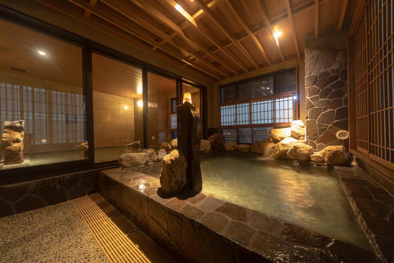 Dormy Premium Namba Annex Natural Hot Spring 酒店